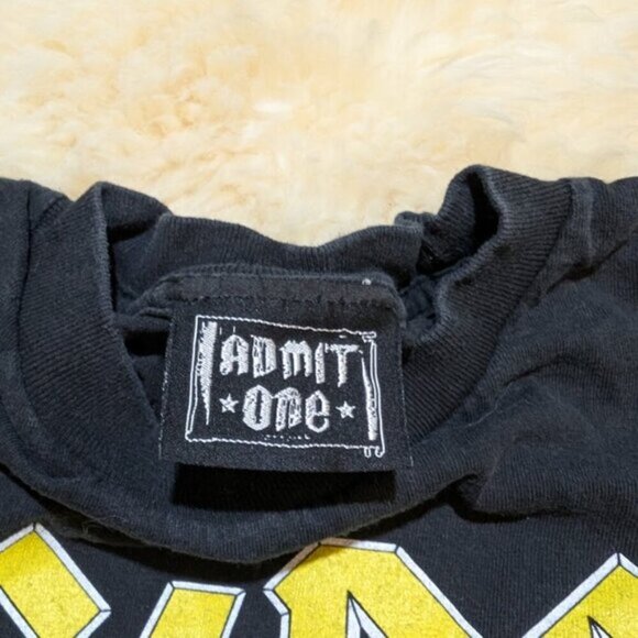 AC/DC Let There Be Rock Graphic Tee Sz M Vtg 2000s Admit One Tag Band T Shirt - Picture 4 of 7